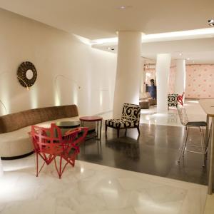 Hotel Alfonso Zaragoza: Lobby