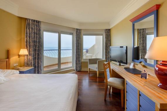 Hotel Playa Victoria Zimmer