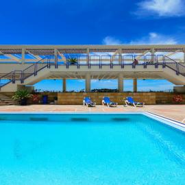 Hotel Playa Victoria Pool